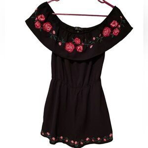 Trixxi Black Embroidered Romper Size Medium